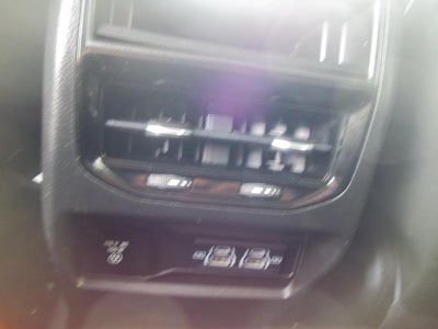 2022 Jeep Grand Cherokee Laredo