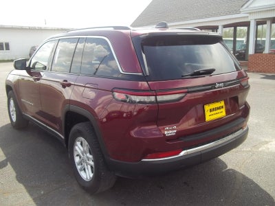 2022 Jeep Grand Cherokee Laredo