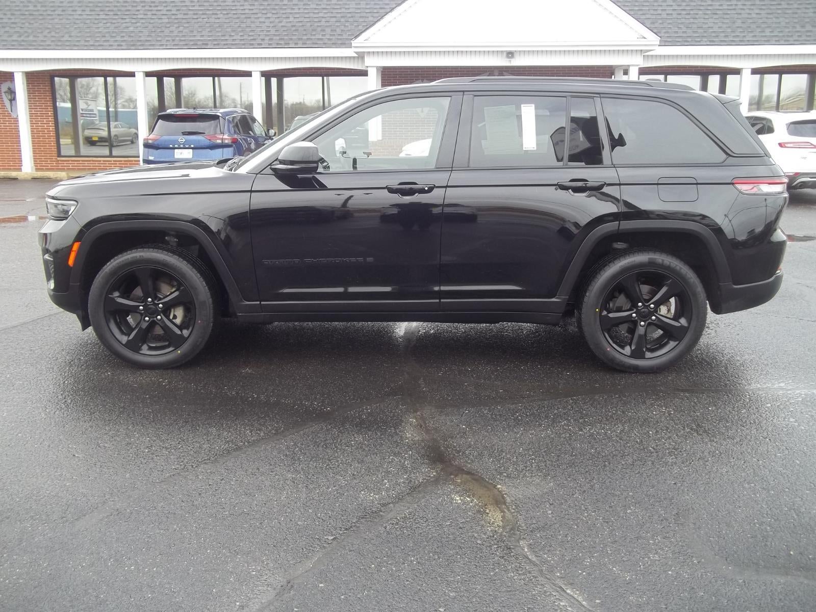 2022 Jeep Grand Cherokee Altitude