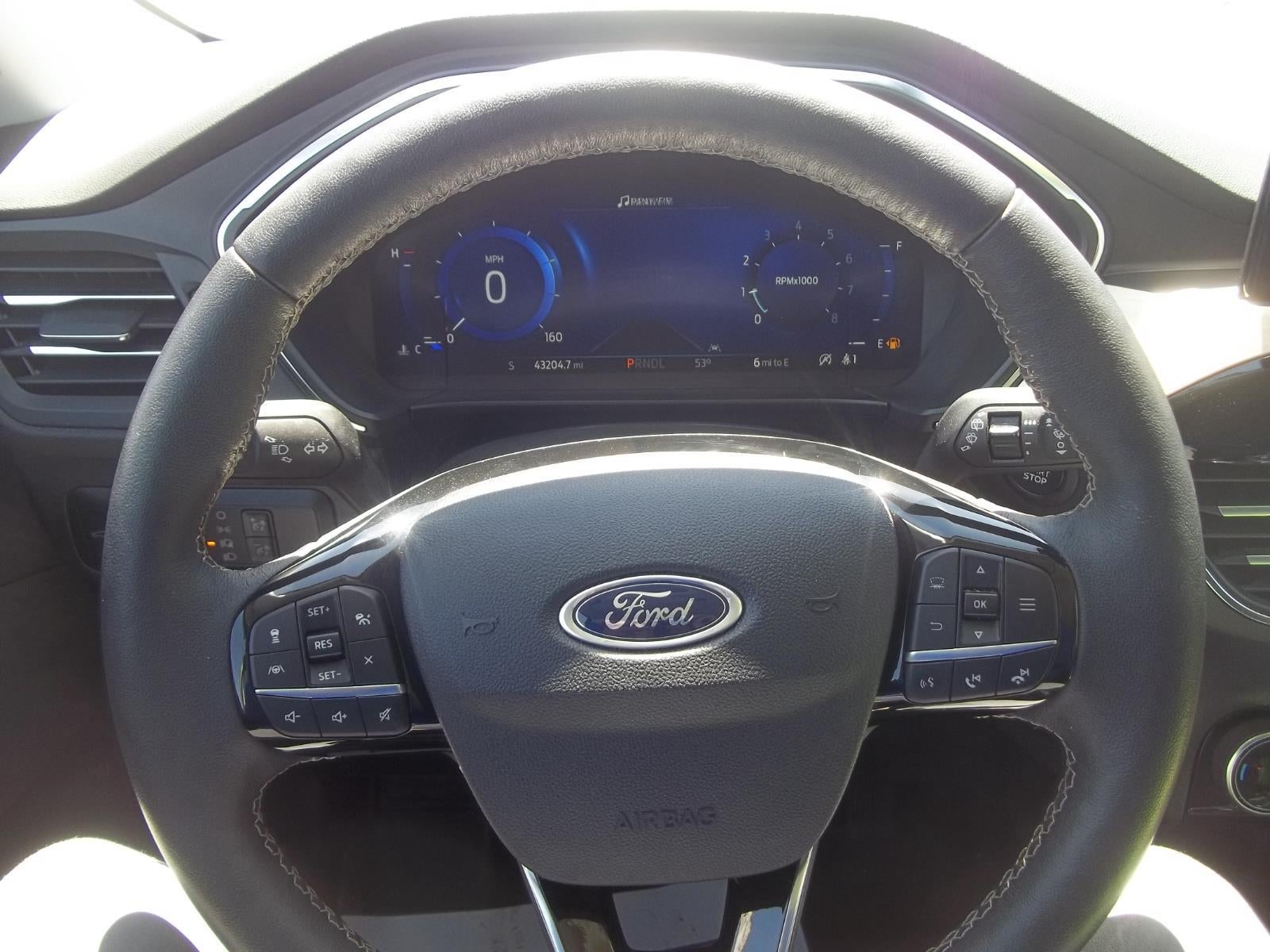 2022 Ford Escape Titanium