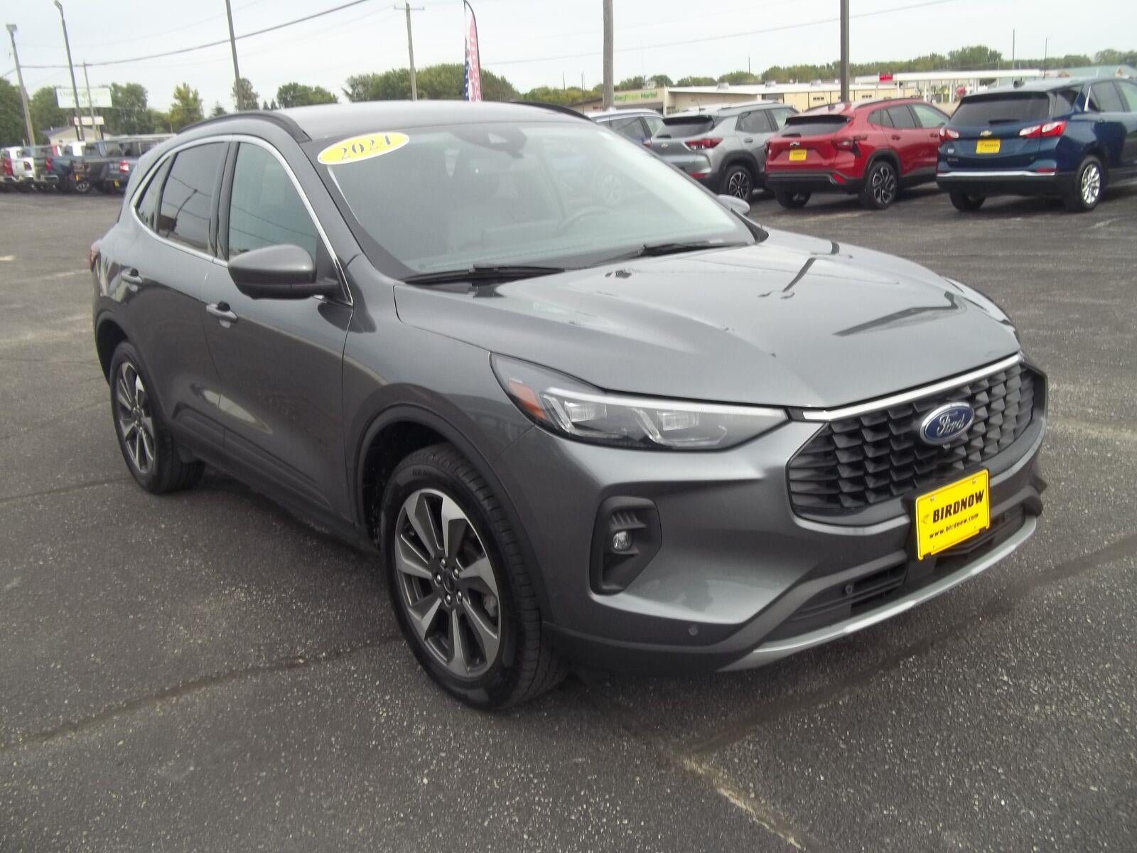 2024 Ford ESCAPE Platinum