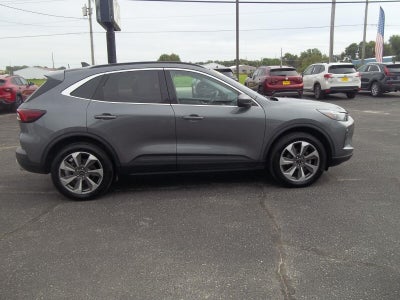 2024 Ford ESCAPE Platinum