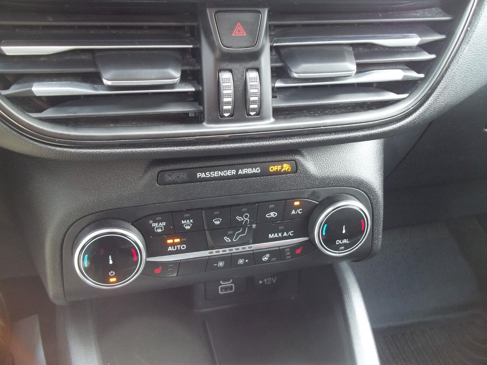 2025 Ford Escape ST-Line Select