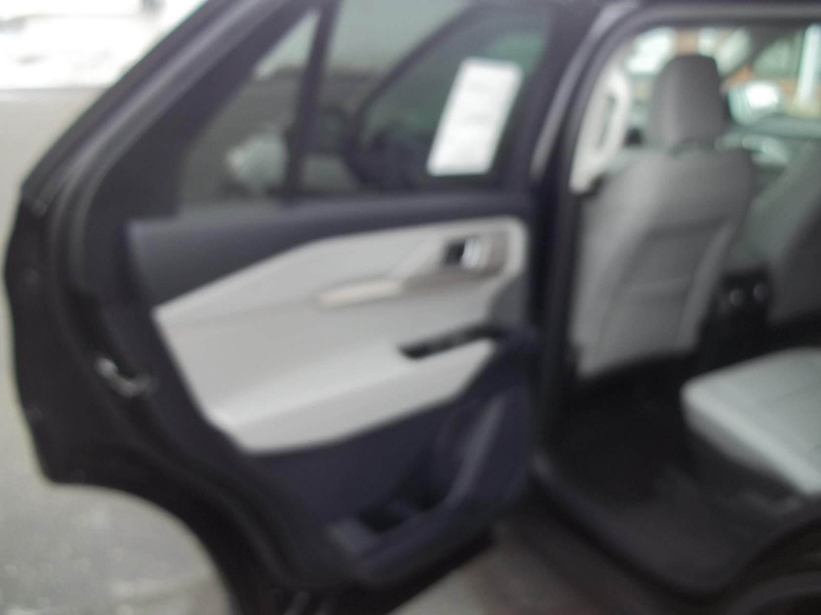 2026 Ford Explorer Active (100A)