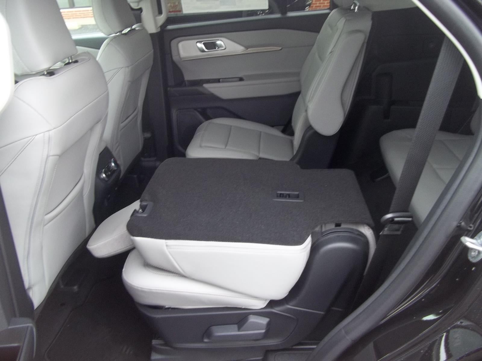 2026 Ford Explorer Active (100A)