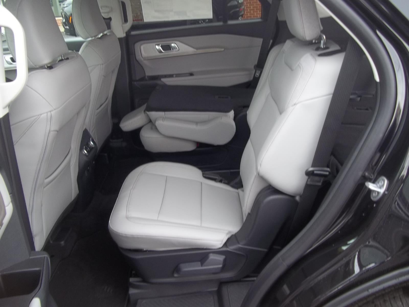 2026 Ford Explorer Active (100A)