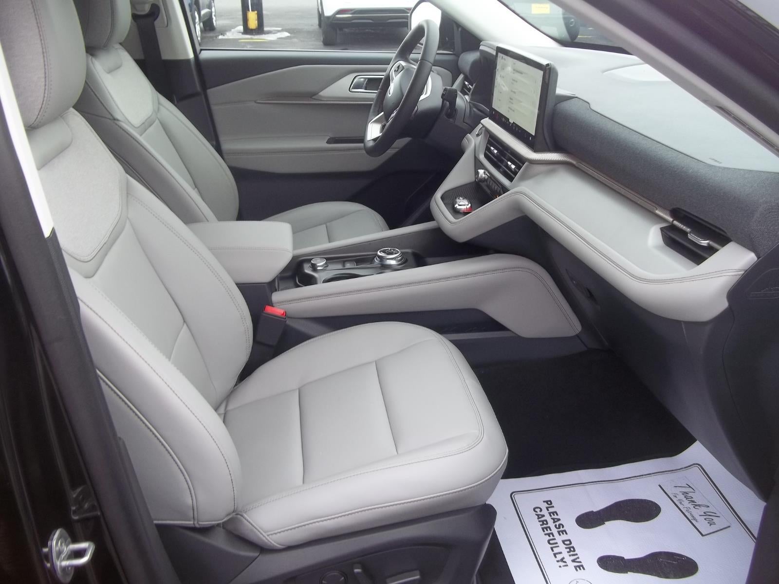 2026 Ford Explorer Active (100A)