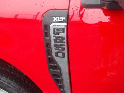 2026 Ford Super Duty F-250 SRW XLT