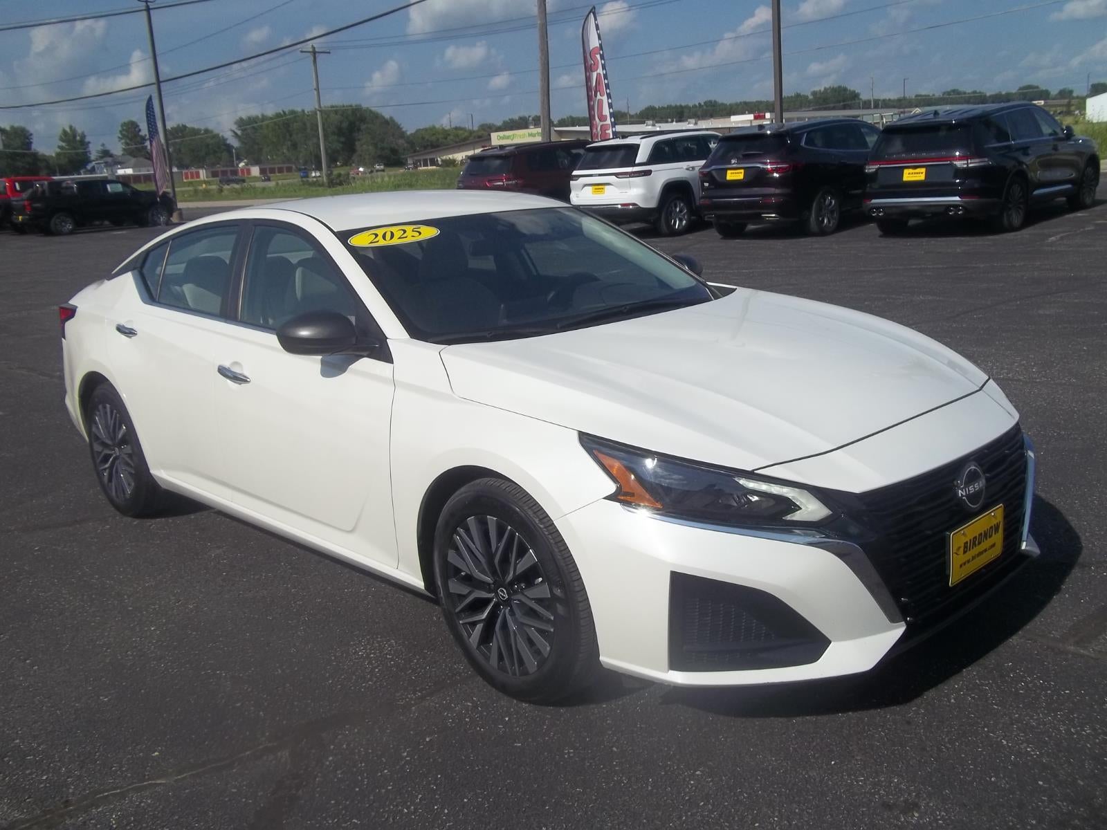 2025 Nissan Altima SV