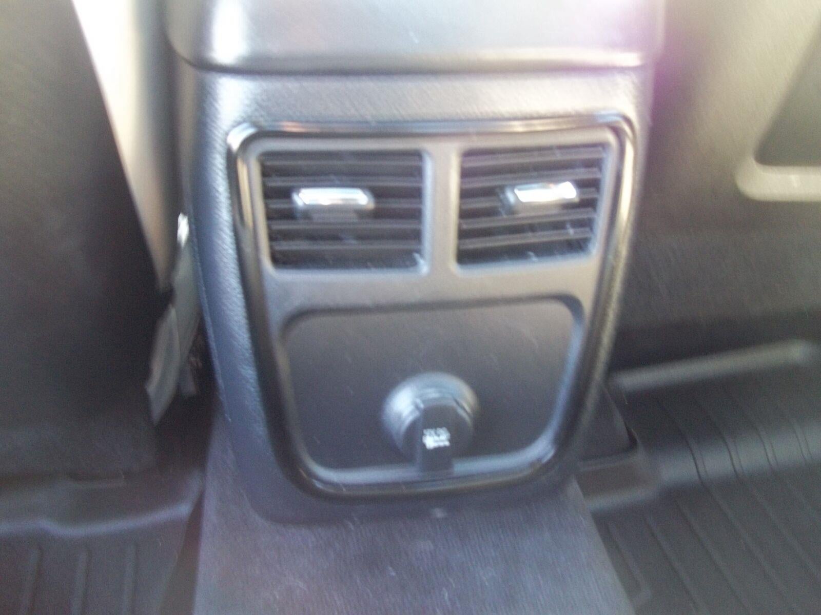 2014 Chrysler 300 Uptown Edition