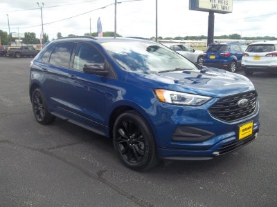 2022 Ford Edge SE