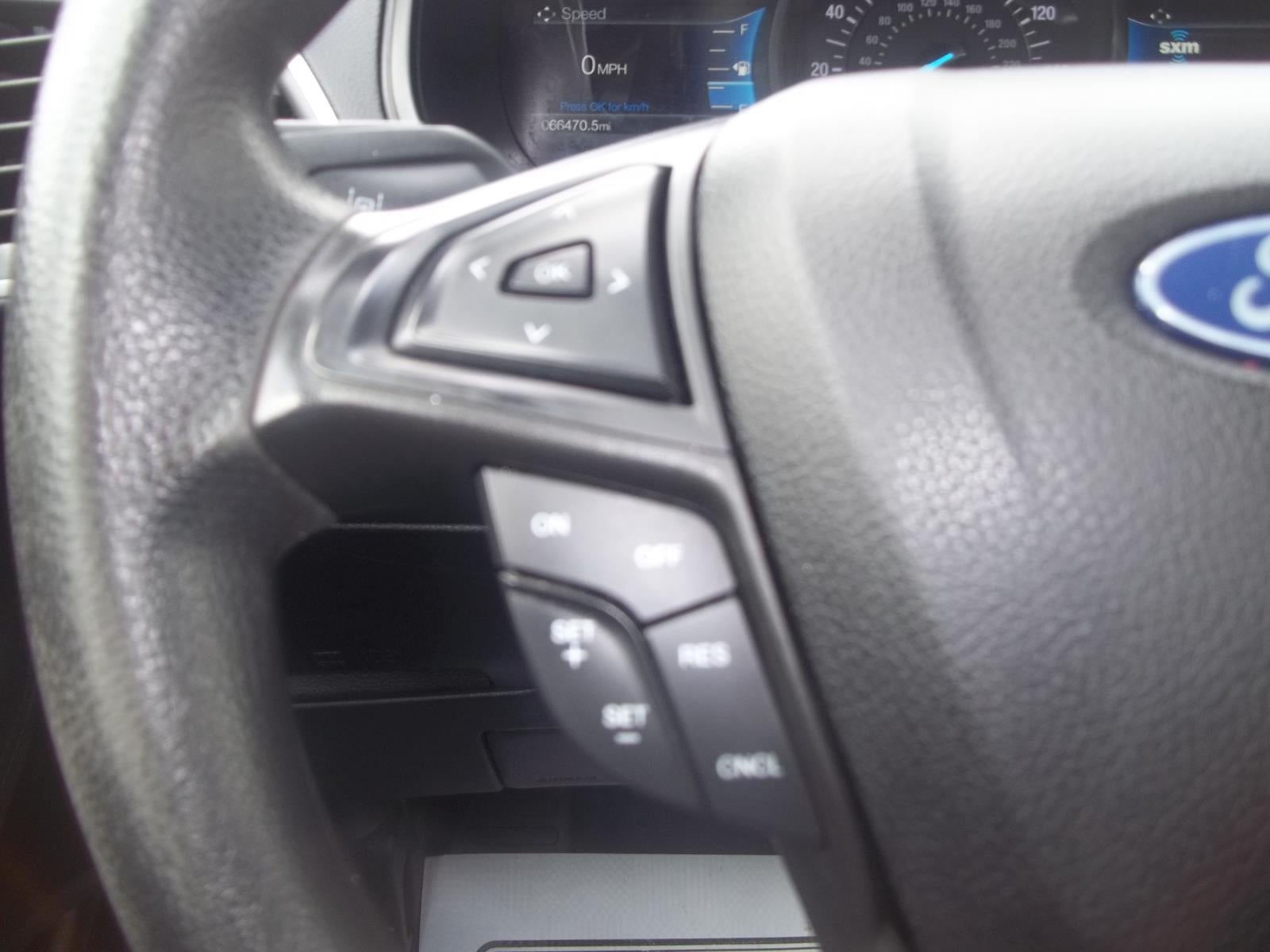 2022 Ford Edge SE