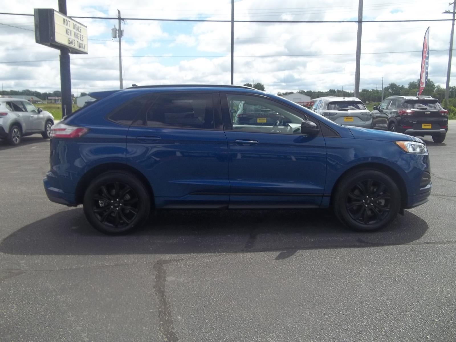 2022 Ford Edge SE