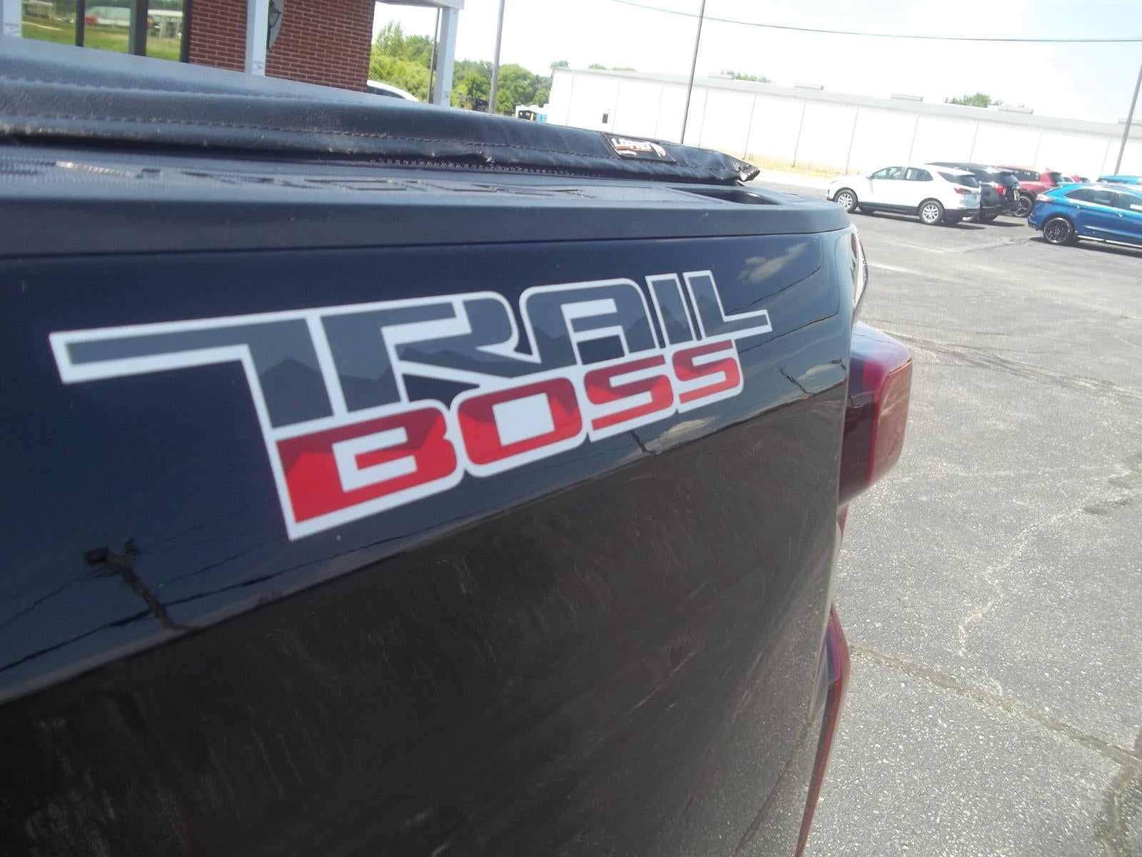 2021 Chevrolet Silverado 1500 Custom Trail Boss