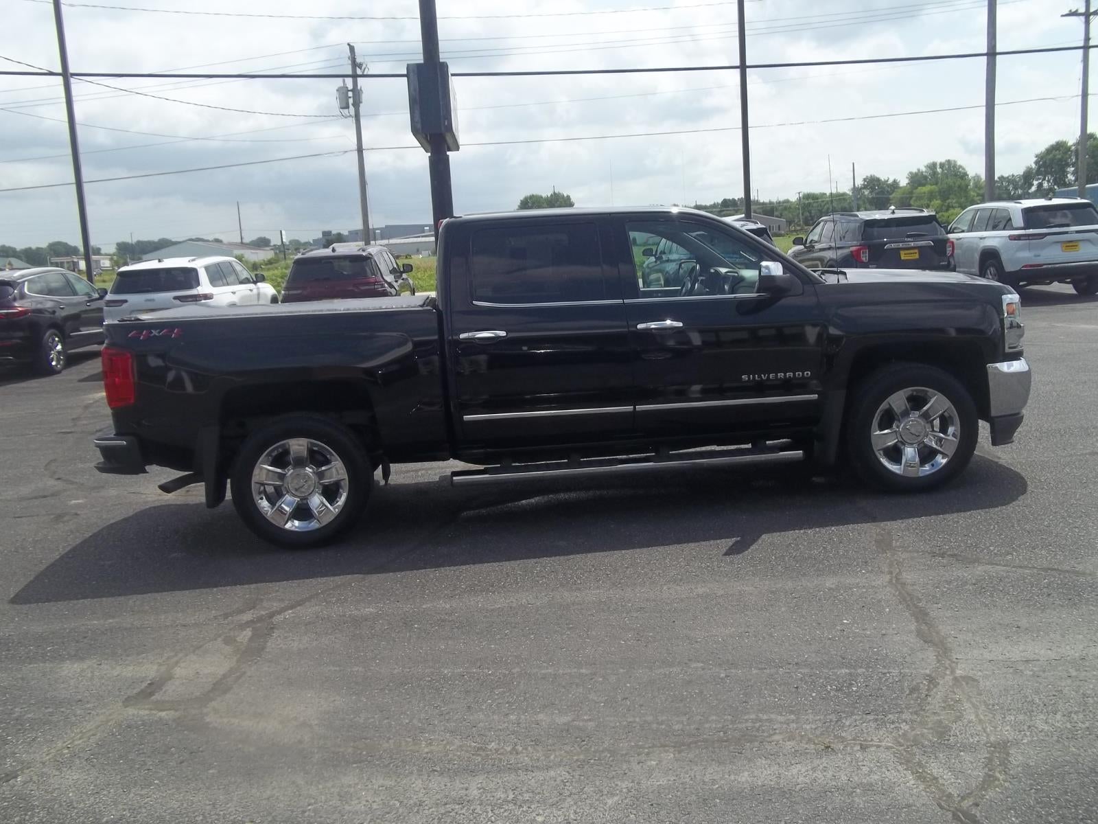 2018 Chevrolet SILVERADO 1500 BLACK