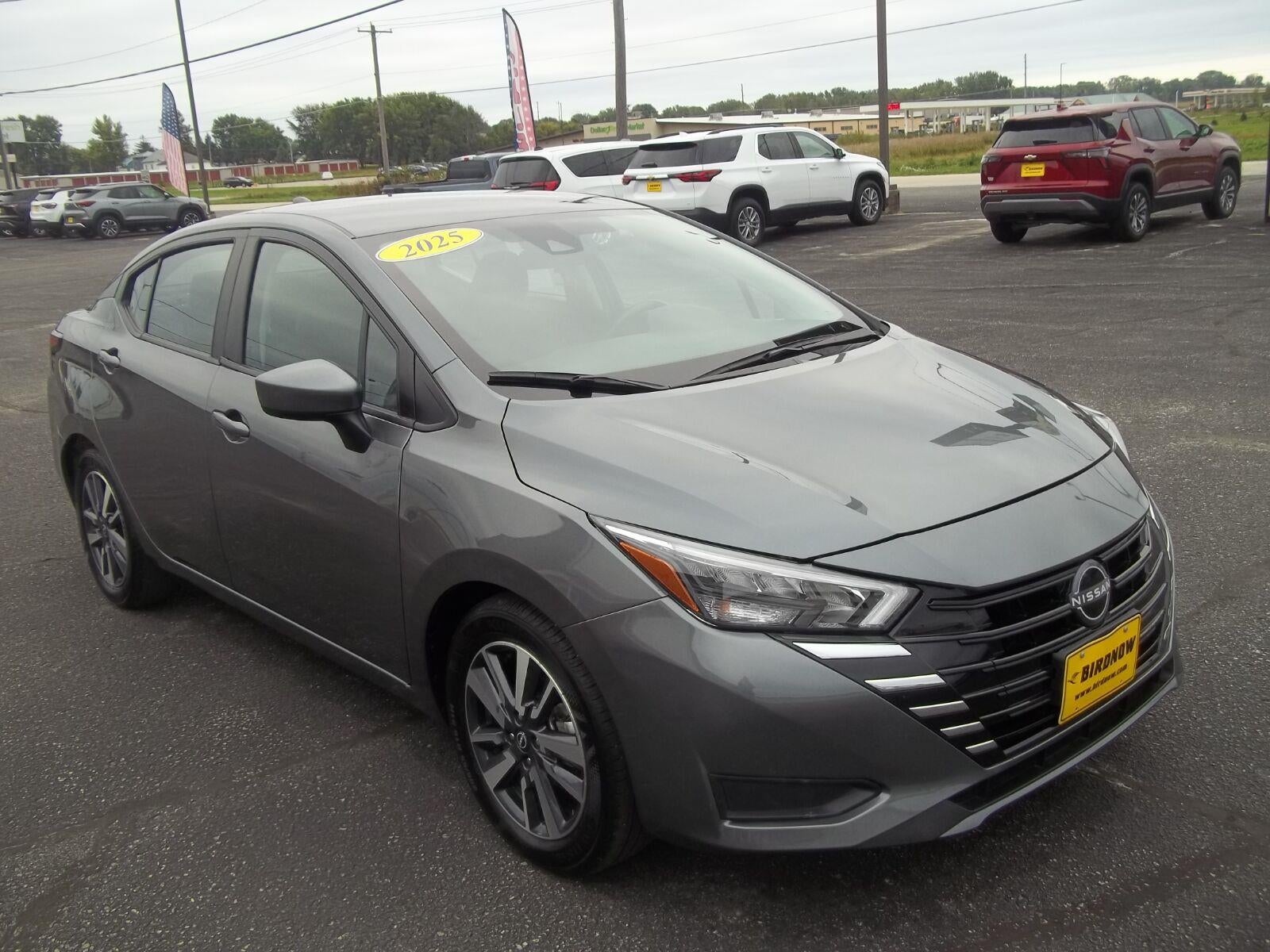 2025 Nissan Versa SV