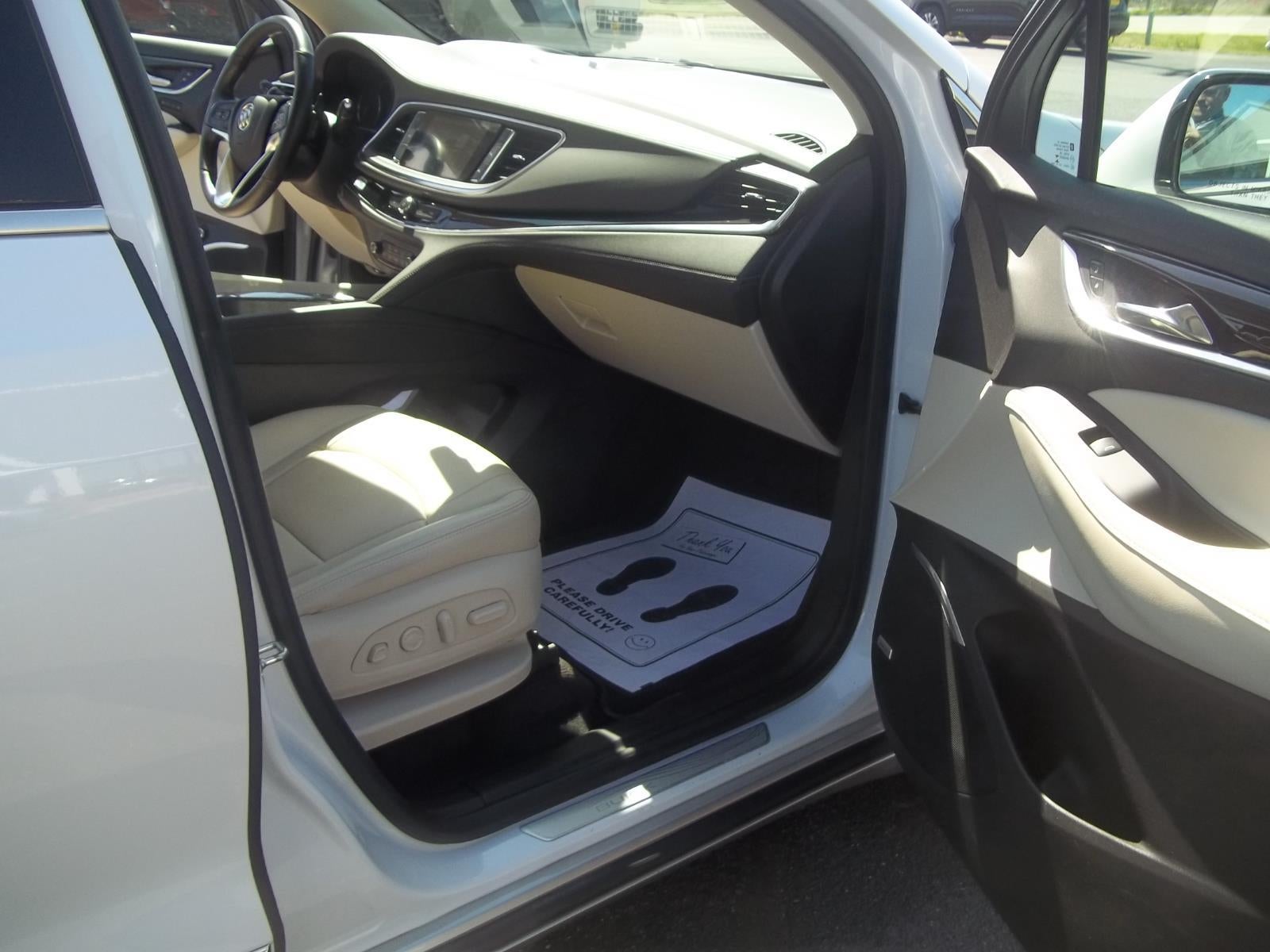 2023 Buick Enclave Premium