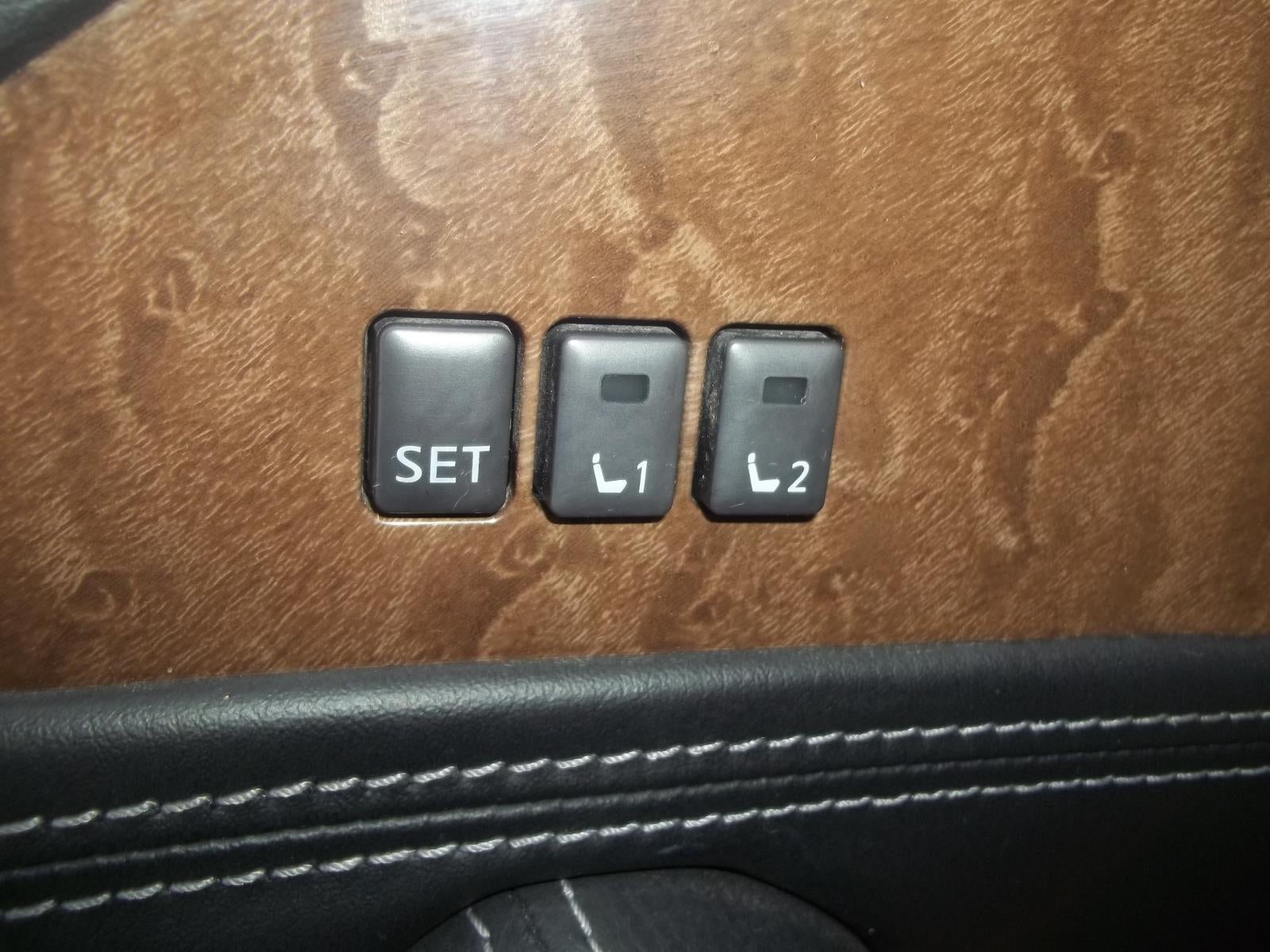 2017 INFINITI QX80 AWD